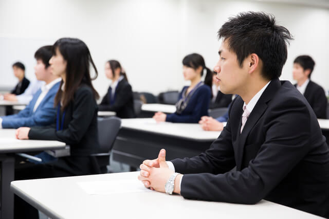 製薬会社の研修