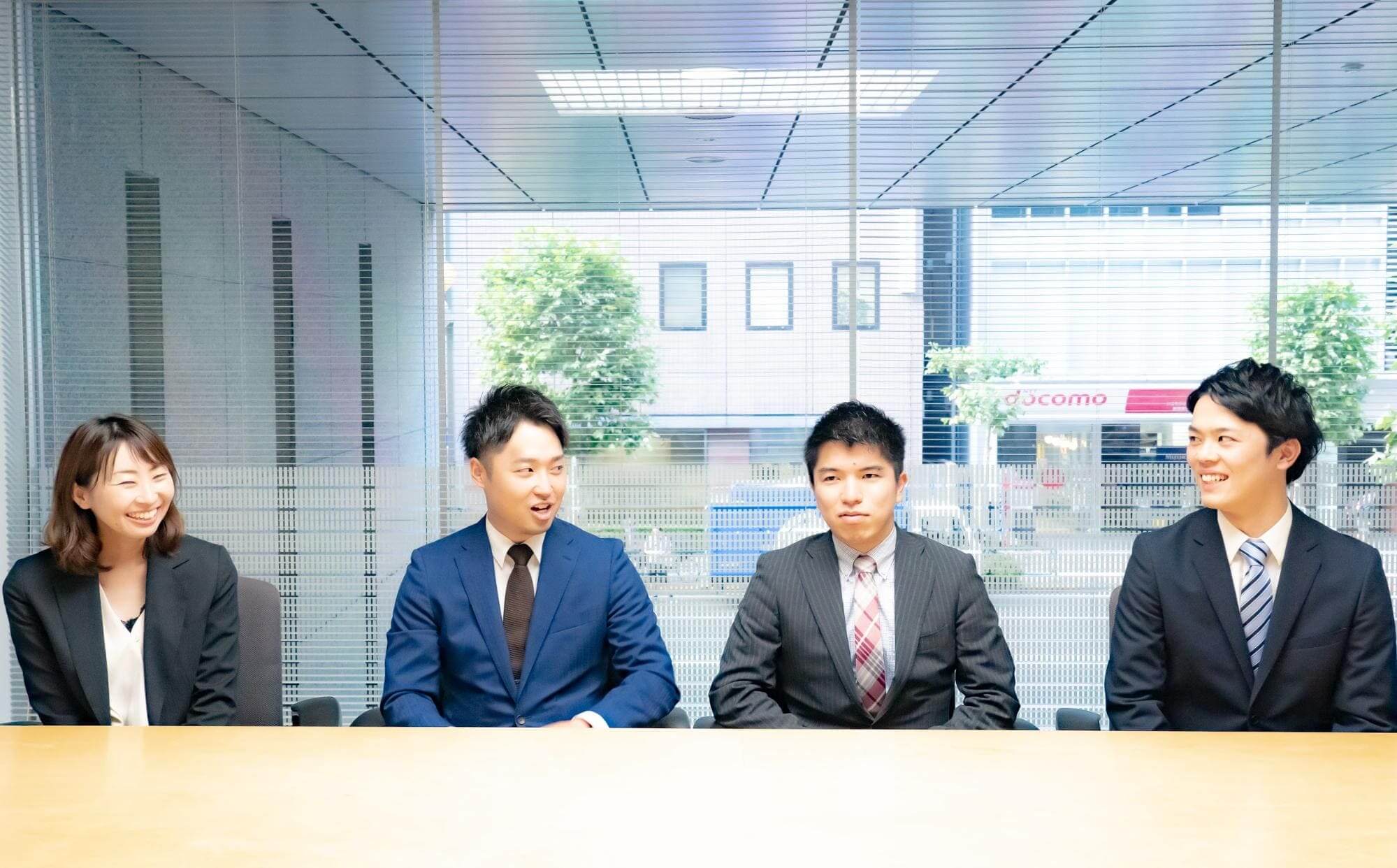 アイデムエージェント集合写真