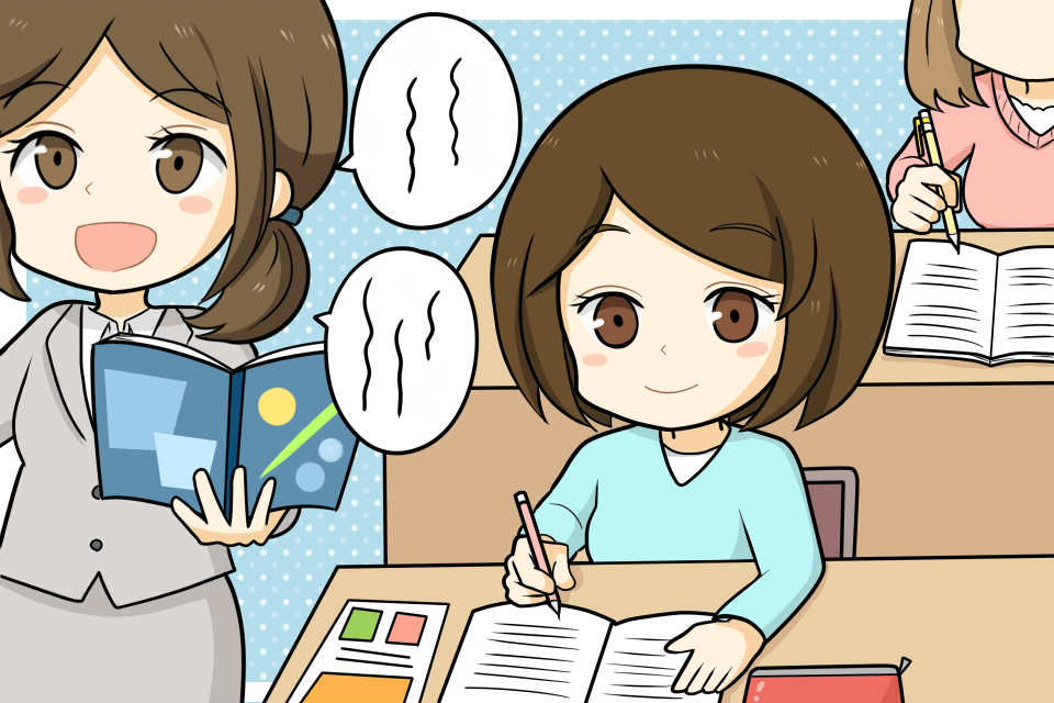キャリアアップを目指し、勉強をしている女性