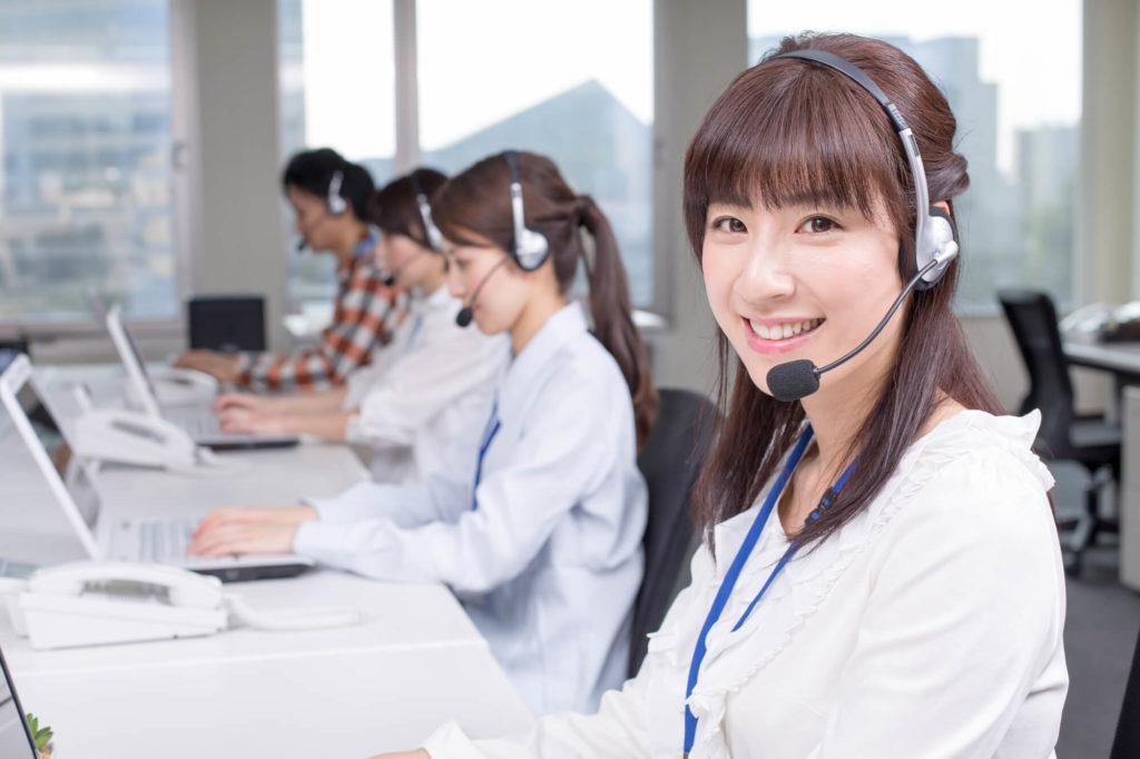 ヘルプデスクの女性