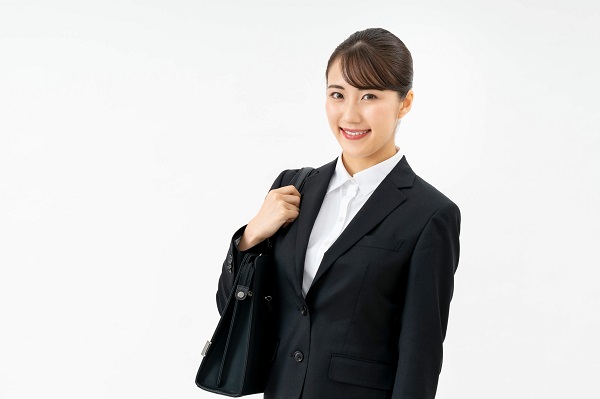 看護師の面接におすすめの服装アイキャッチ